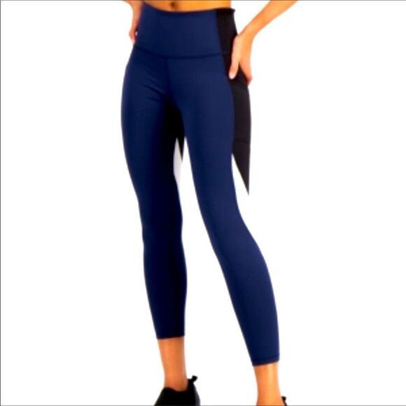PLUS Size Color Block Leggings - Picture 1 of 1